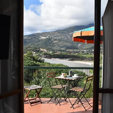 Bilocale Pavone - Vista Mare Con Spazio Esterno, Aria Condizionata E Parcheggio * Marina di Campo