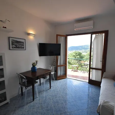 Apartamento Bilocale Pavone - Vista Mare Con Spazio Esterno, Aria Condizionata E Parcheggio Marina di Campo