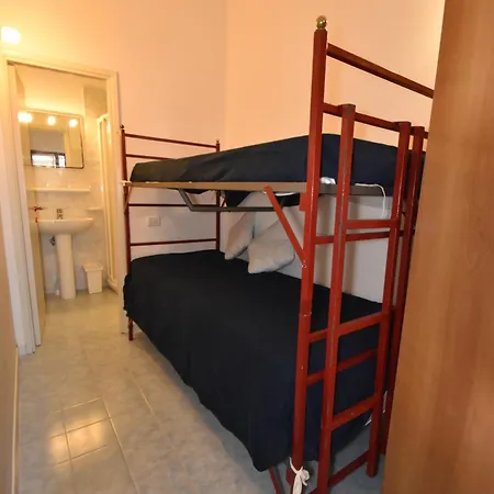 Apartamento Bilocale Pavone - Vista Mare Con Spazio Esterno, Aria Condizionata E Parcheggio *