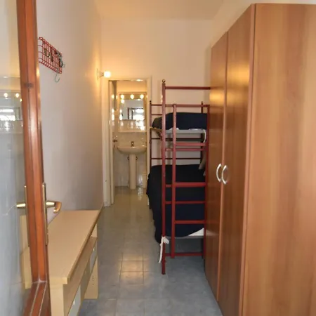Bilocale Pavone - Vista Mare Con Spazio Esterno, Aria Condizionata E Parcheggio Apartamento *