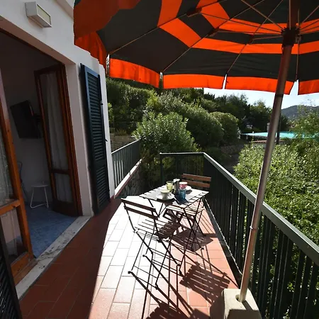 Apartamento Bilocale Pavone - Vista Mare Con Spazio Esterno, Aria Condizionata E Parcheggio Marina di Campo