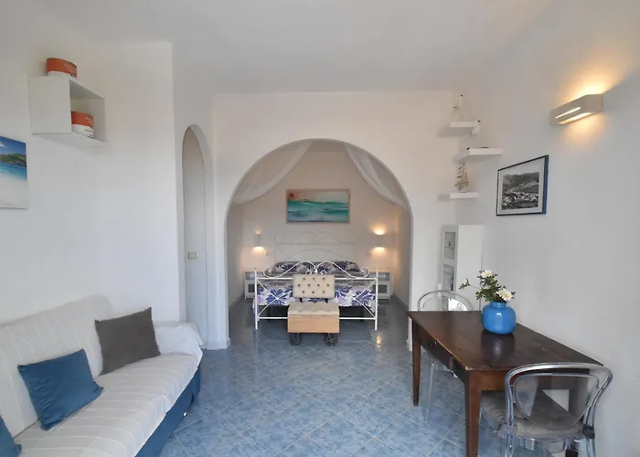 Bilocale Pavone - Vista Mare Con Spazio Esterno, Aria Condizionata E Parcheggio Apartman Marina di Campo